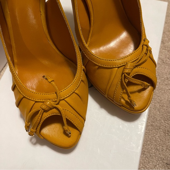 Authentic Dior Tan Leather Slingback Heels - Picture 6 of 11